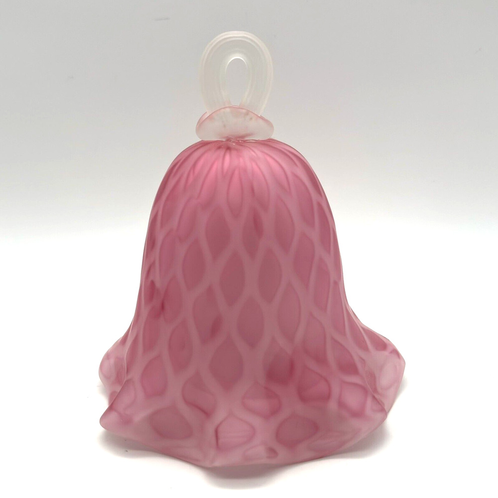 Vtg Mt Washington Pink Blown Satin Glass Bell Diamond Overlay Pattern Art Glass